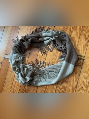 Neutral Two-Tone Fringe Infinity Scarf — Beige and Brown